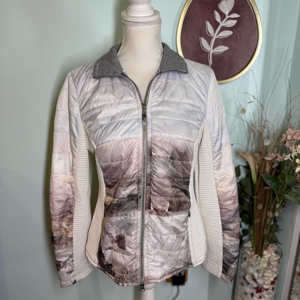 Sportalm Stylish Women's Quilted Ski Jacket - Gray and Cream - Size 6